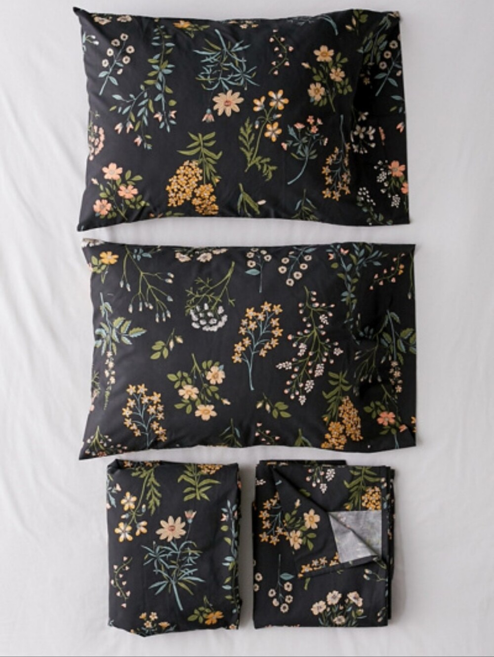 Myla Sheet Set Urban Outfitters Size Full Complete 🆕 Fitted Flat Pillowcases